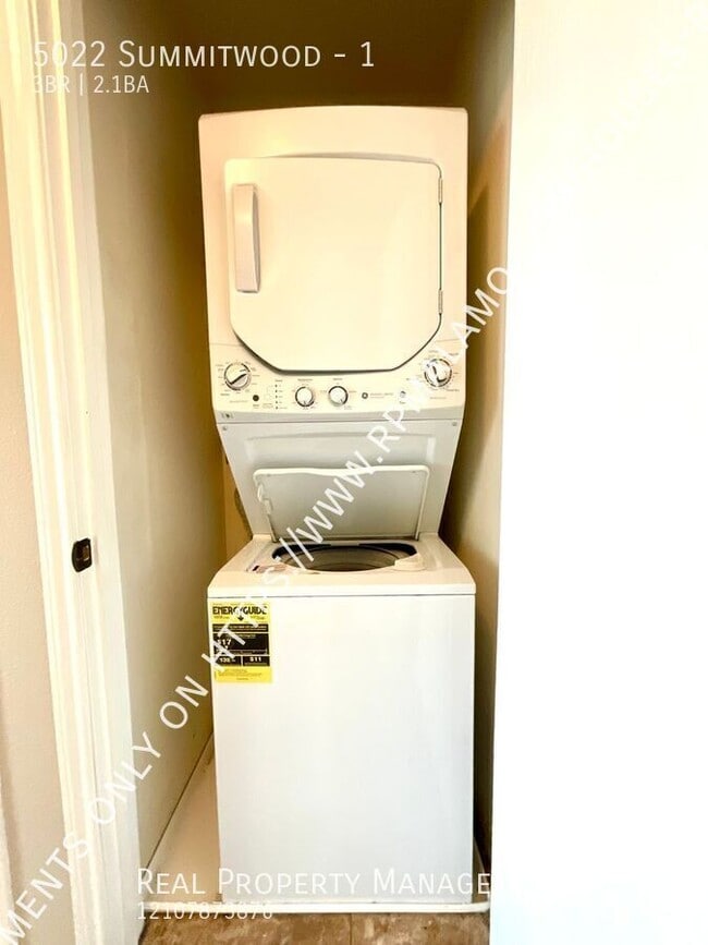 Building Photo - 5022 Summitwood-1