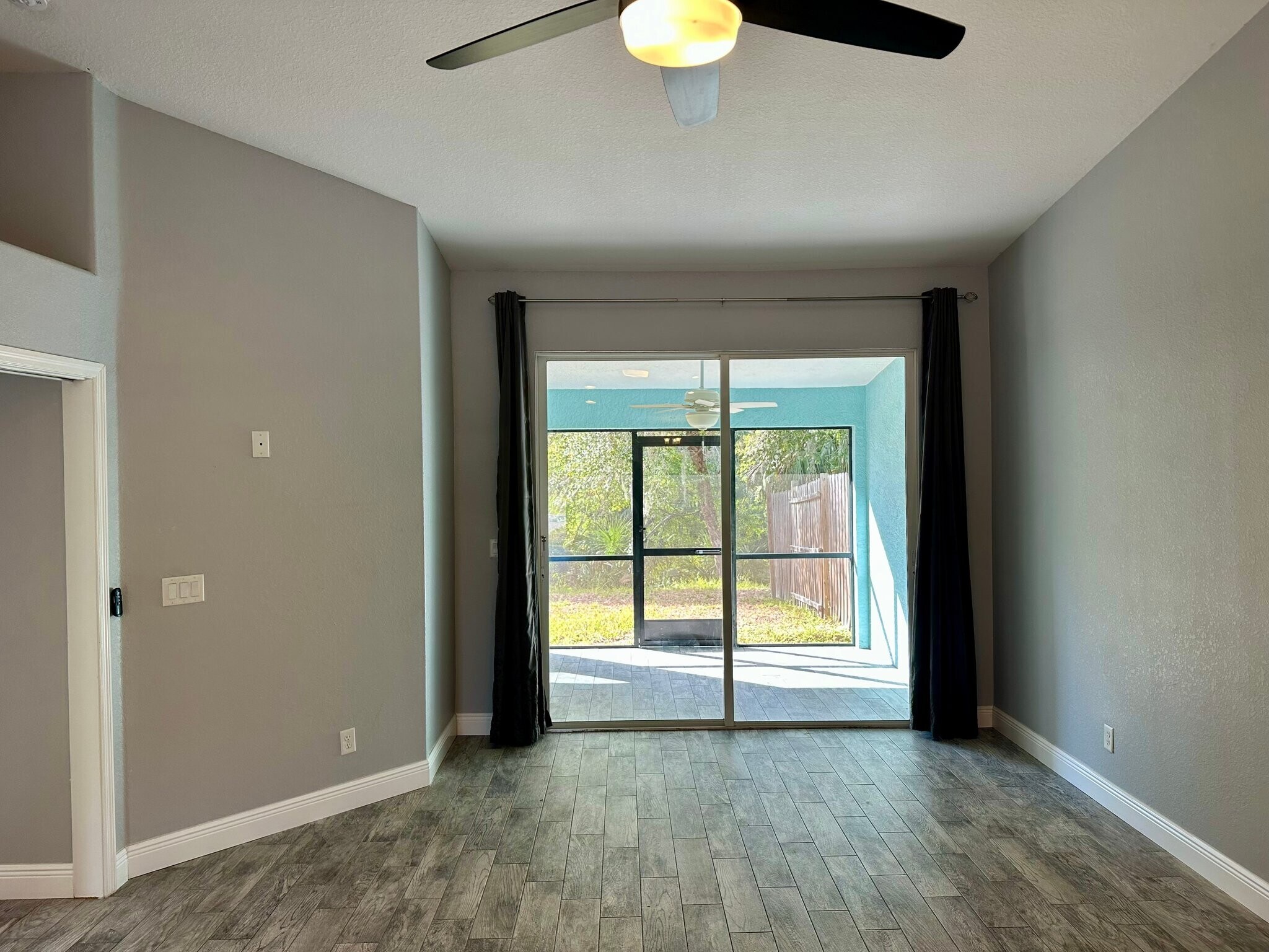 Building Photo - 473 Flamingo Blvd