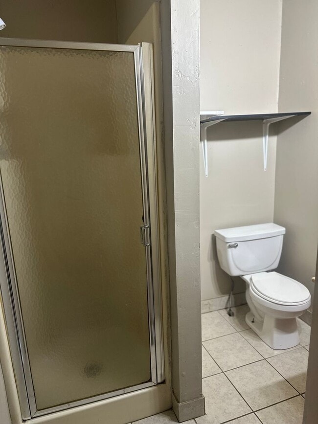 Building Photo - 3-Bed, 2-Bath Springdale Home with Split F...