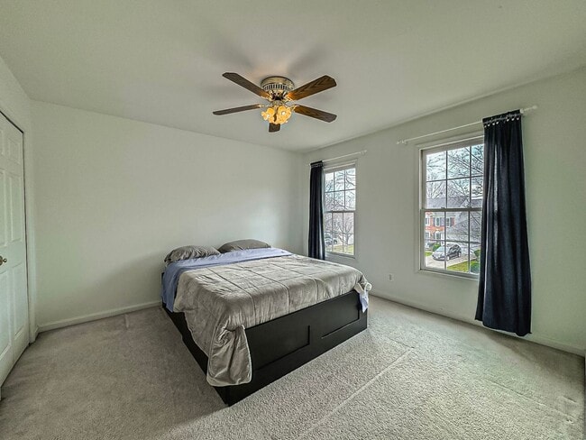 Building Photo - Fantastic 4 Bed 3.5 Bath Colonial Home Sitting On A Large Private Lot In Desired Old Bridges Estates