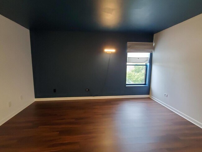 Building Photo - 3255 Kirchoff Rd