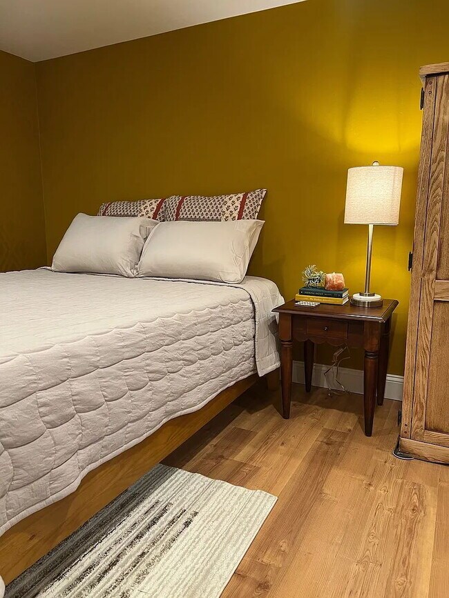 Primary Photo - Charming Garden-Level 1BR/1BA Apartment Available January 1st