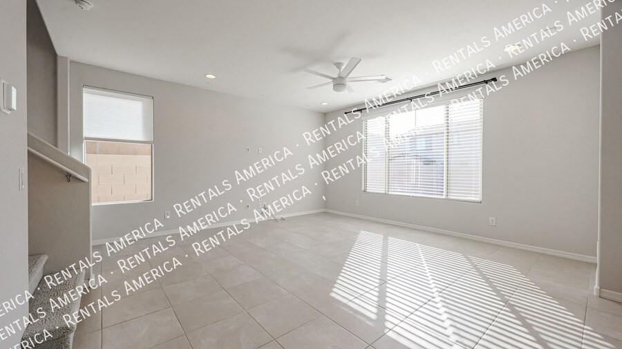 Building Photo - 17611 W Missouri Ave