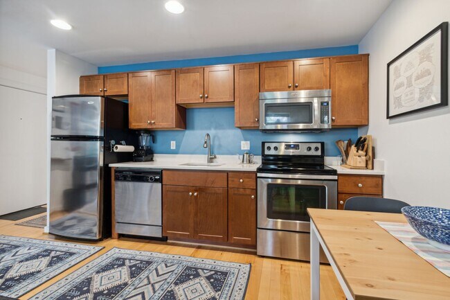 Building Photo - Spacious and Light Filled One Bedroom in Petworth with Parking!