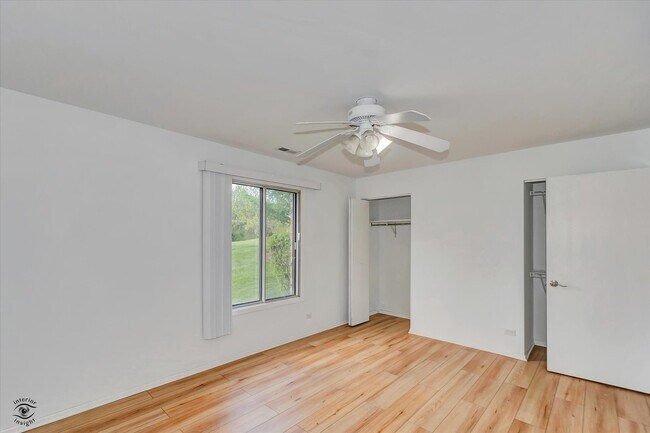 Building Photo - 855 Johnstown Ln