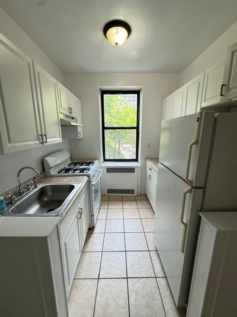 Building Photo - 256 Martine Ave