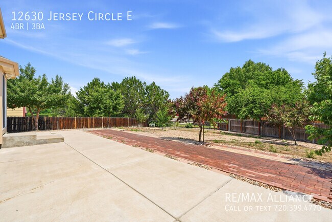 Building Photo - 12630 Jersey Cir E