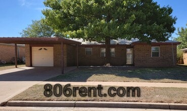 Building Photo - Awesome 3/2/1 with a carport in Wolfforth