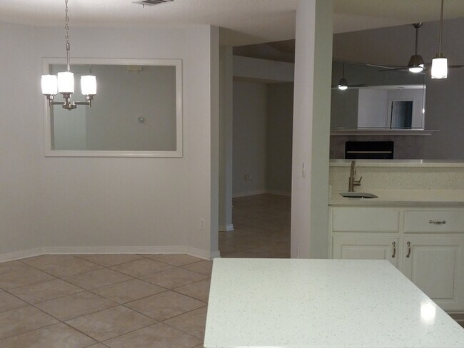 Building Photo - Large 3/2 Family Home that is Conveniently located off Blue Angel PKWY