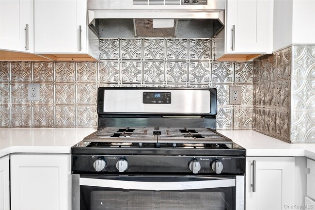 Building Photo - 48 S Mill St