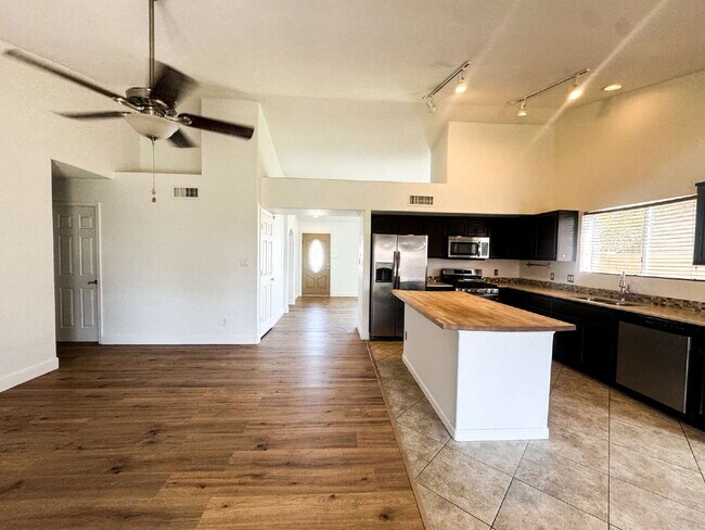 Building Photo - "Newly Renovated 3-Bedroom, 2-Bathroom Pool Home in Rancho Sereno!"