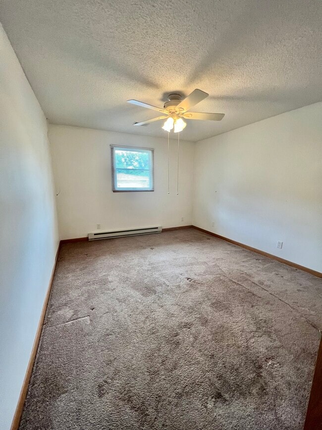 Building Photo - 532 West St