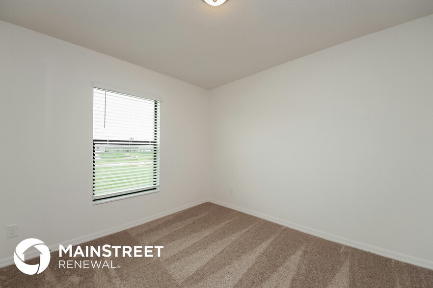 Building Photo - 1463 Swan Lake Cir