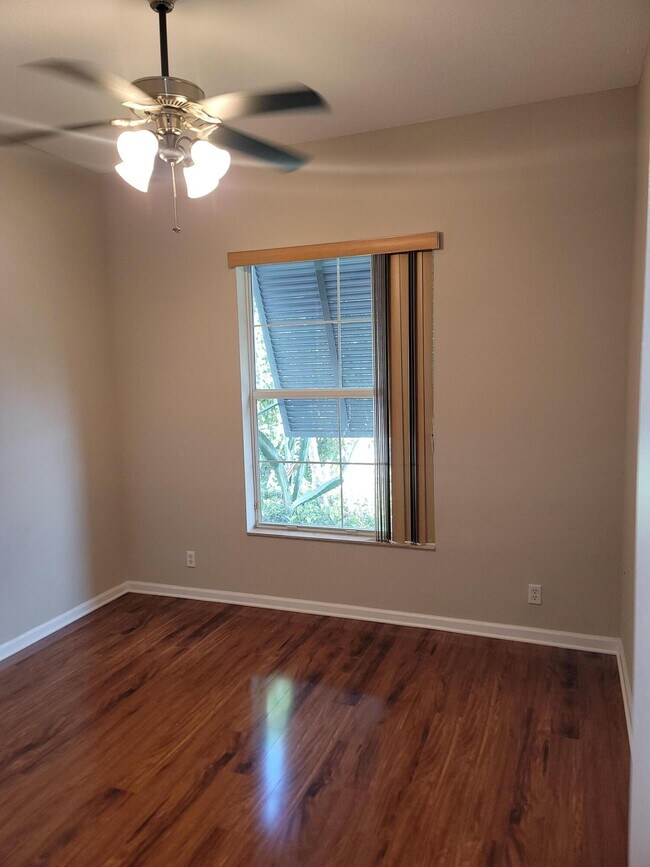 Building Photo - 9335 Plantation Estates Dr