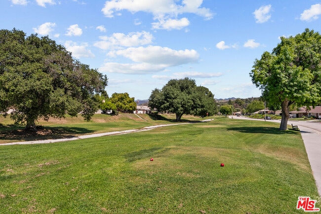 Building Photo - 26851 Oak Branch Cir