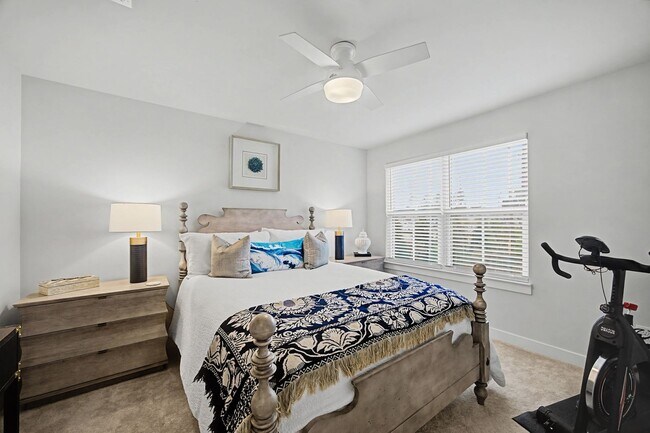 Building Photo - 4 Bedroom Executive Home located in Magnolia Green