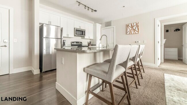 Building Photo - 1494 N High St