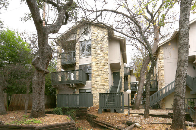 Building Photo - Rivertree Apartments