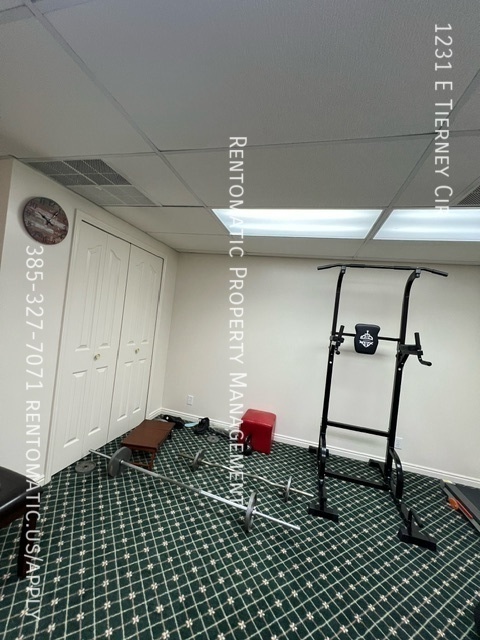 Building Photo - 1231 Tierney Cir