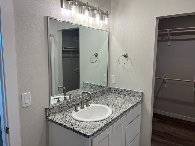 Building Photo - NEW 3 BEDROOM HOME IN ELM MEADOWS!