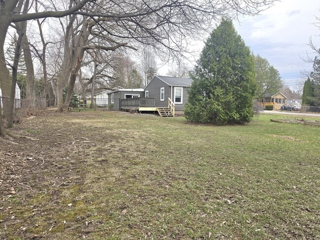 Building Photo - 4582 Maiden Ln