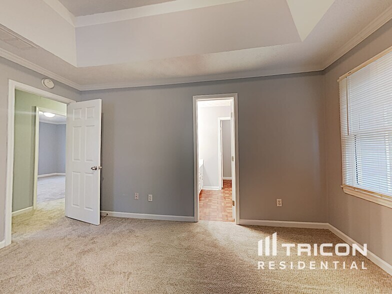 Building Photo - 60 Beaverdam Ct