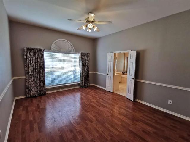 Building Photo - 9300 Vista Cir