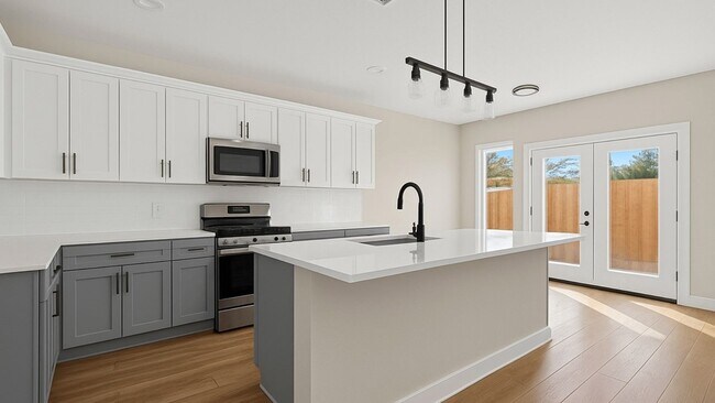 Building Photo - 12307 New Jordan Ln