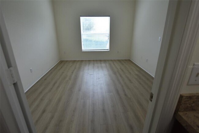 Building Photo - 1123 Honey Blossom Dr