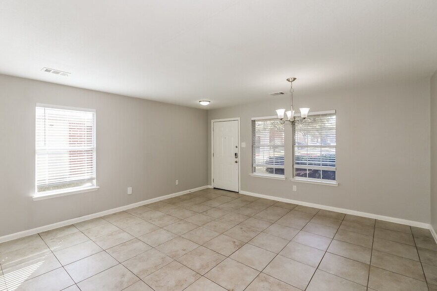 Building Photo - 20622 Bishops Gate Ln