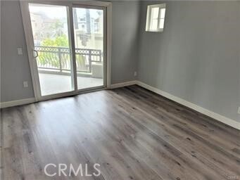 Building Photo - 310 Lake St