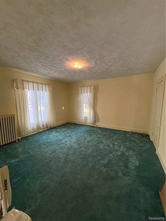 Building Photo - 426 E 4th St