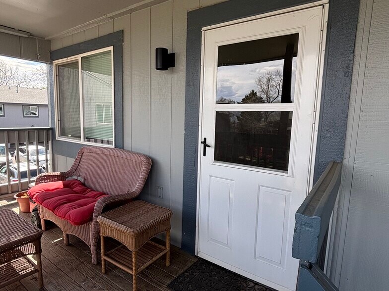 Building Photo - 4202 Monroe Dr