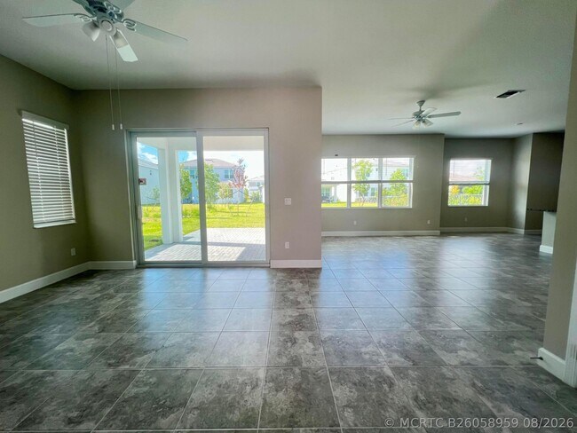 Building Photo - 14998 Goldspar Ct