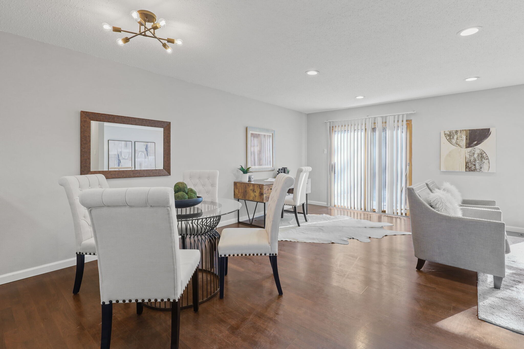 Building Photo - 10411 Corbeil Dr