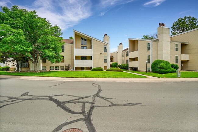 Building Photo - $1,595.00 - 1 Bed, 1 Bath, Apartment in Au...