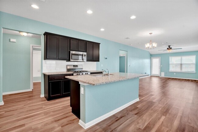Building Photo - 1425 Fairhaven Gtwy