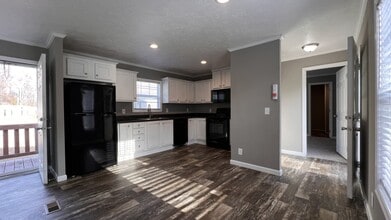 Building Photo - 252 Field Pine Dr