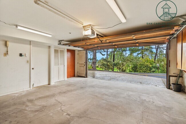 Building Photo - Spacious Three Bedroom Home in Country Club Area of Pebble Beach