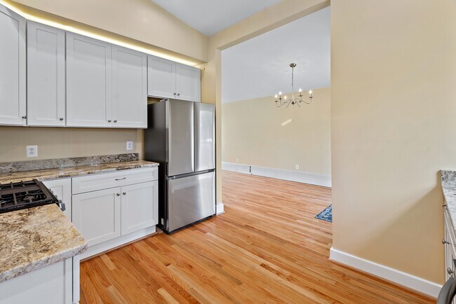 Building Photo - 312 Chalfonte Dr