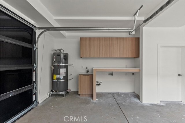 Building Photo - 13942 Vanowen St