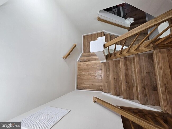 Building Photo - 14134 Darkwood Cir