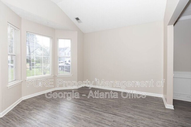 Building Photo - 4303 Brighton Way NW