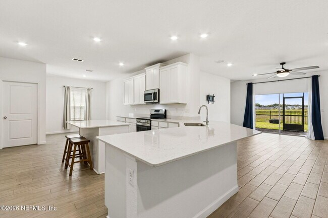 Building Photo - 3012 Granary Pk Ave