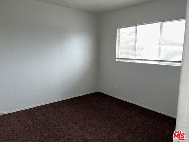 Building Photo - 10702 Crenshaw Blvd