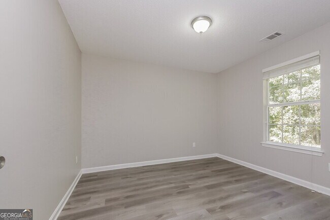 Building Photo - 62 Lake Crossing Ct