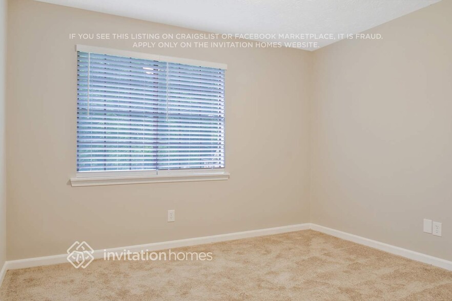 Building Photo - 4952 Needle Knob Ct