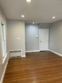 Building Photo - 18 Payson Rd