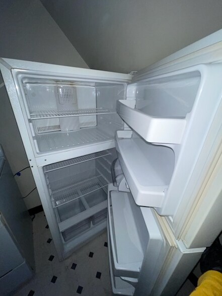 Building Photo - 983 Nathaniel Rd