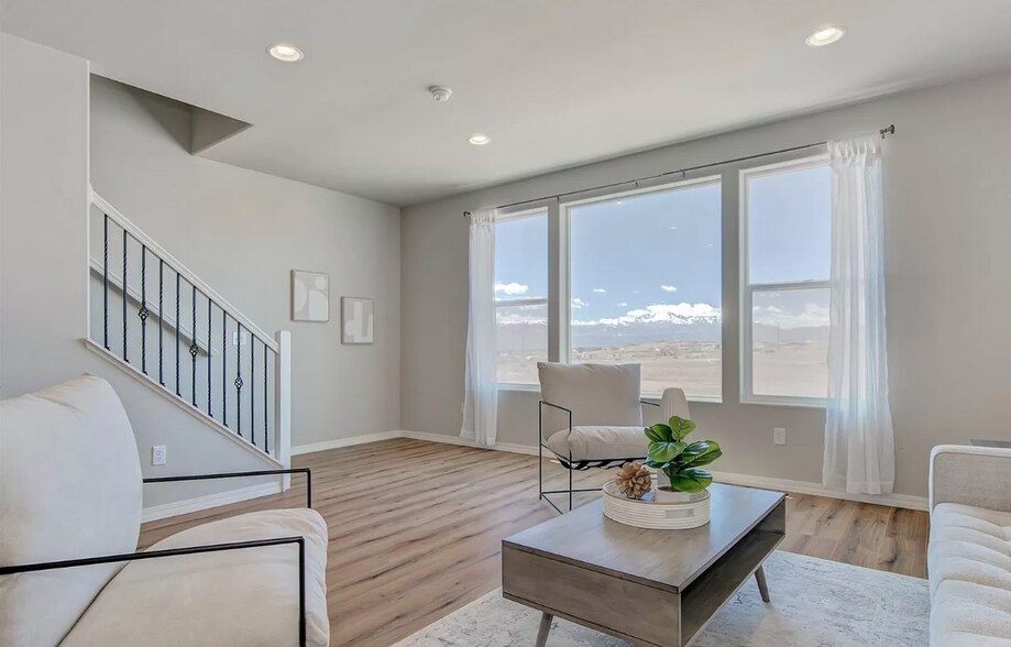 Building Photo - 7468 Johnsontown Hts